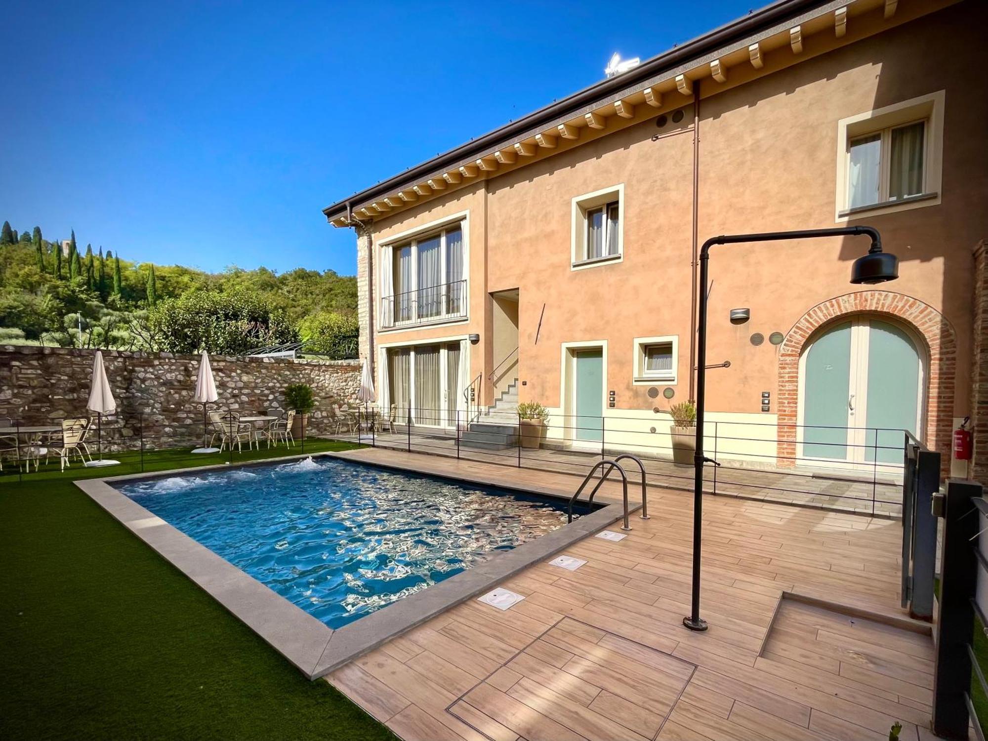 Villa Fontanelle Gardapartments 폴페나체 델 가르다 외부 사진