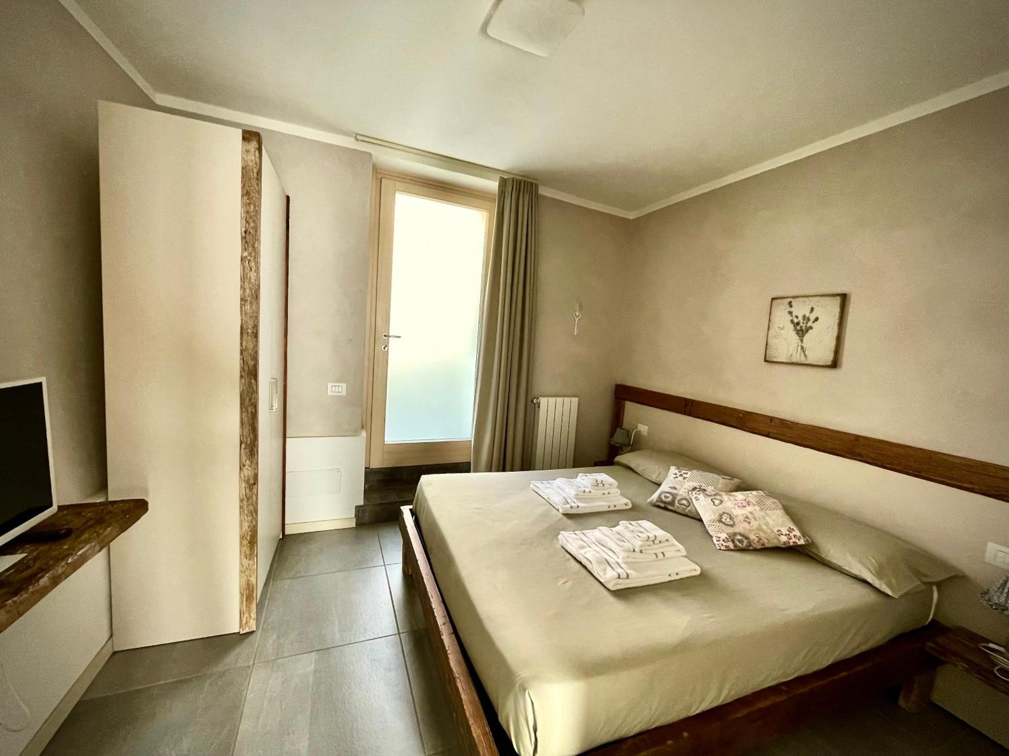 Villa Fontanelle Gardapartments 폴페나체 델 가르다 외부 사진
