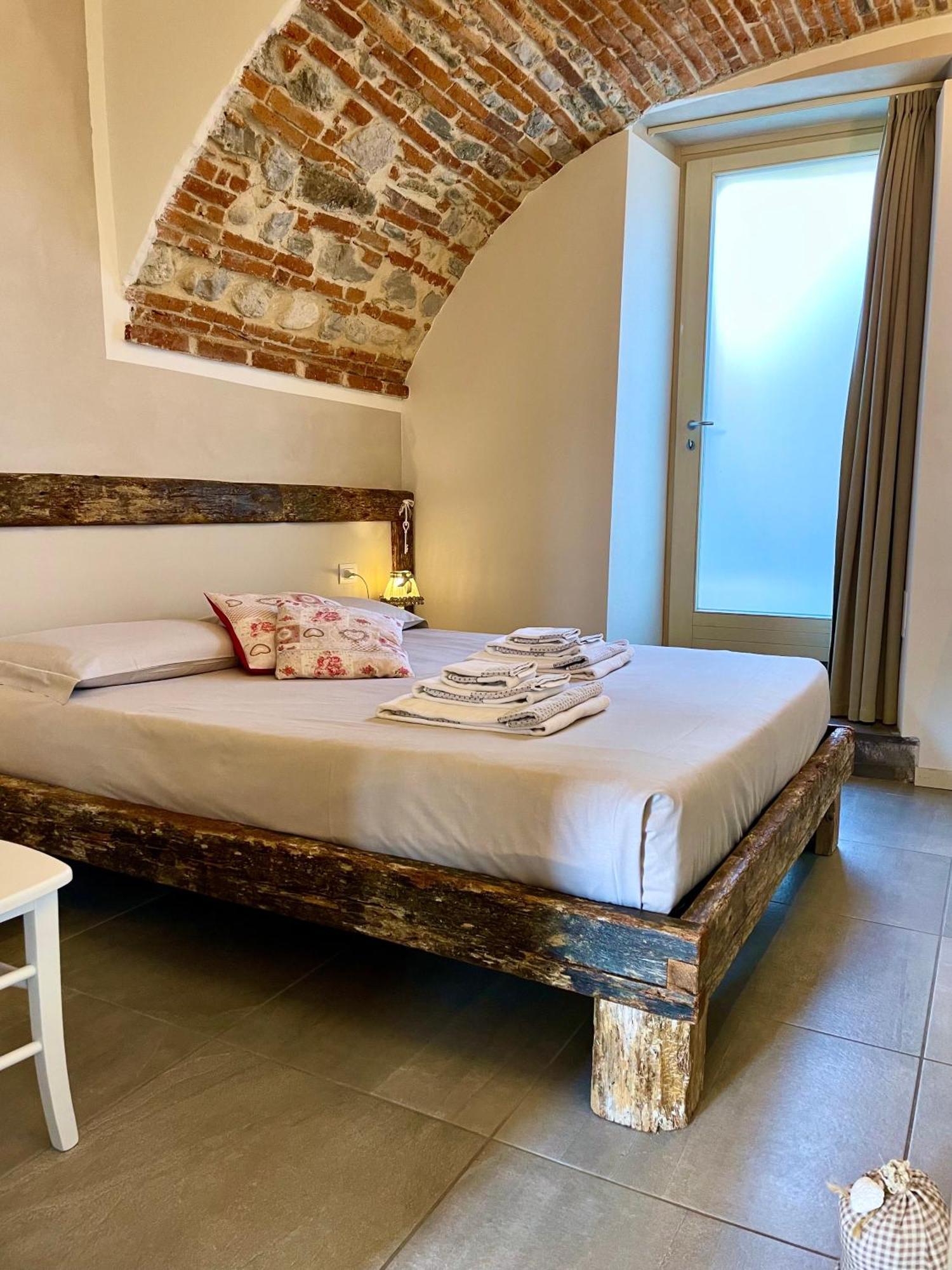 Villa Fontanelle Gardapartments 폴페나체 델 가르다 외부 사진