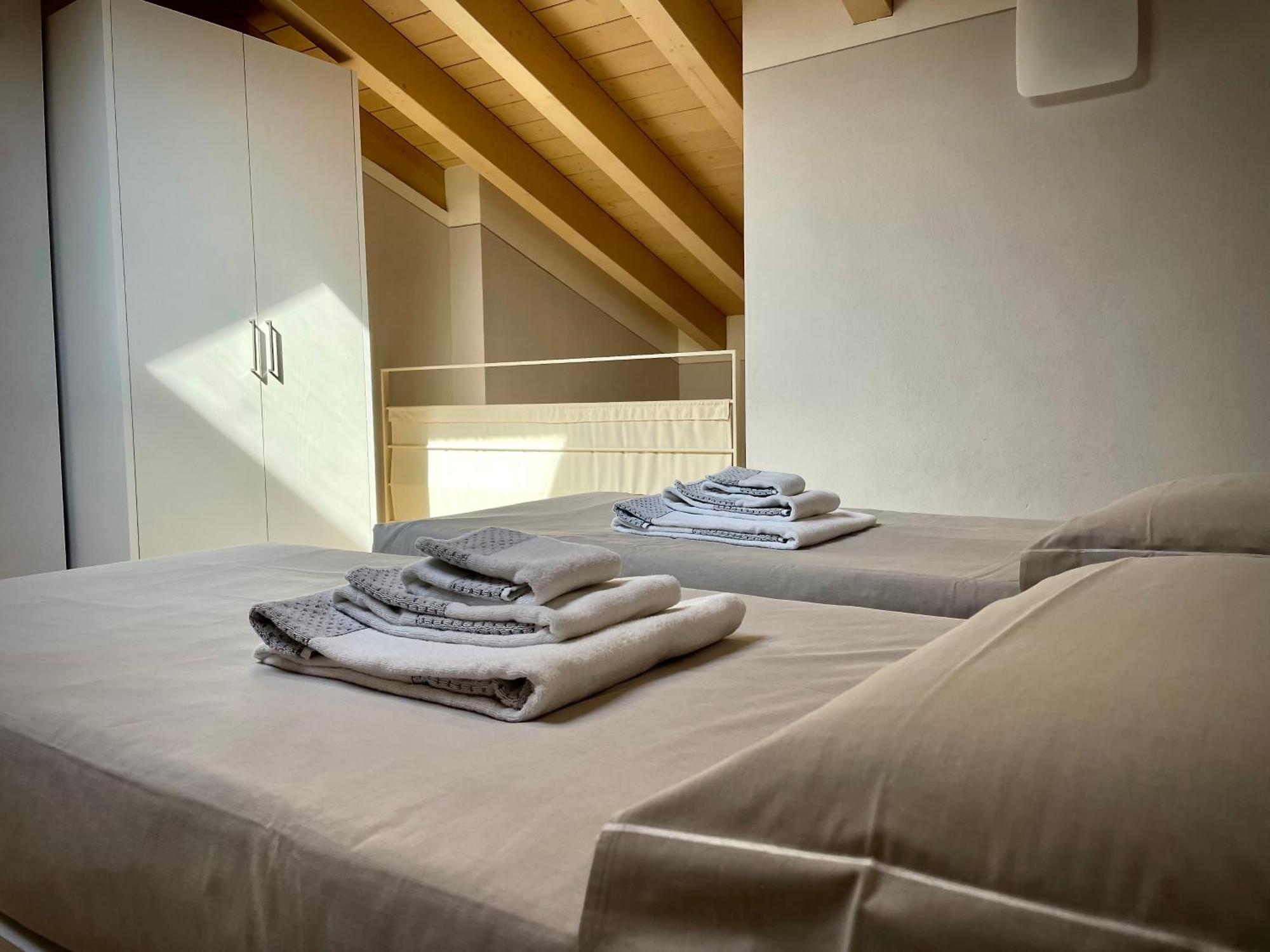 Villa Fontanelle Gardapartments 폴페나체 델 가르다 외부 사진